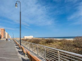 25 Neptune Boulevard 4H, Long Beach NY 11561