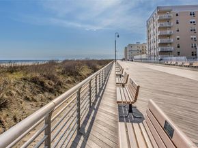 25 Neptune Boulevard 4H, Long Beach NY 11561