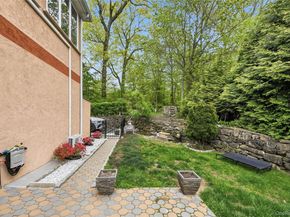 6 Inwood Place, New Rochelle NY 10801