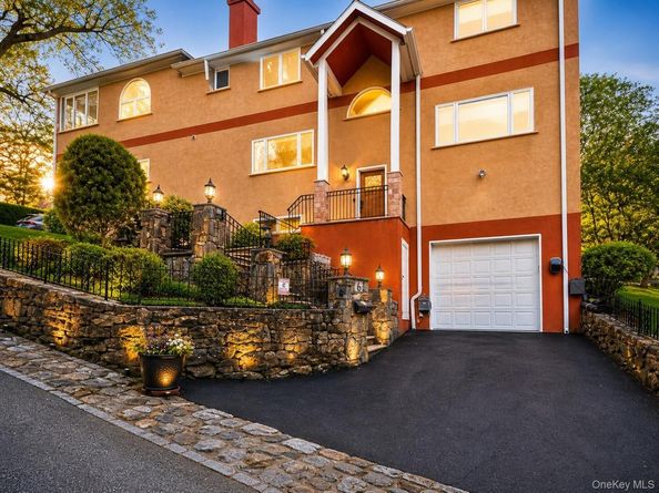 6 Inwood Place, New Rochelle NY 10801