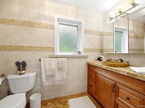 6 Inwood Place, New Rochelle NY 10801