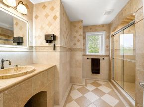 6 Inwood Place, New Rochelle NY 10801