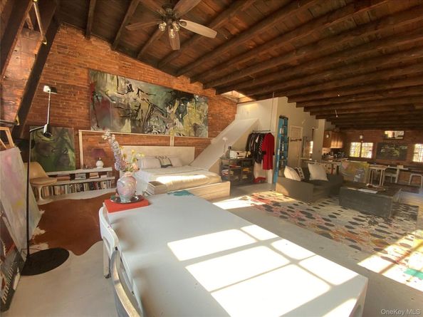 271 E 7th Street 5, New York (Manhattan) NY 10009