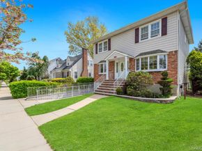 100 E Melrose Street, Valley Stream NY 11580