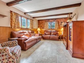 100 E Melrose Street, Valley Stream NY 11580