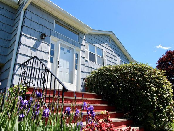27 Skyview Lane, New Rochelle NY 10804