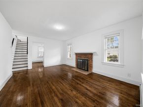 21 Voshage Street, North Baldwin NY 11510