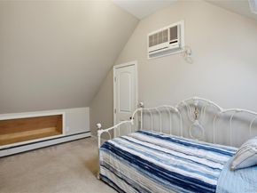 42 Saddler Lane, Levittown NY 11756