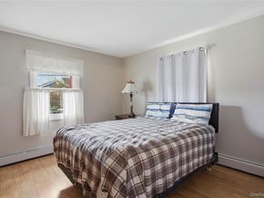 42 Saddler Lane, Levittown NY 11756