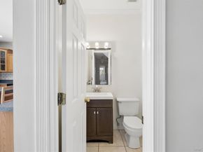 17 Egret Way, Center Moriches NY 11934
