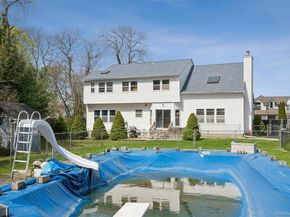 17 Egret Way, Center Moriches NY 11934