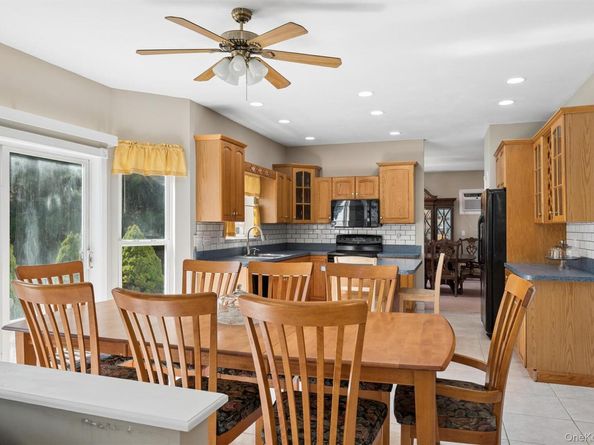 17 Egret Way, Center Moriches NY 11934
