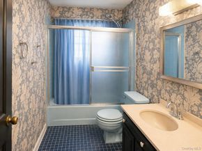 11 Bedford Street, Wyandanch NY 11798