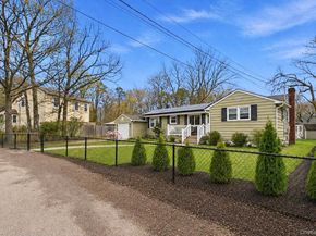 162 Parkwood Drive, Shirley NY 11967