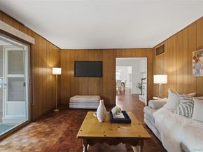 25 Sherwood Drive, Larchmont NY 10538