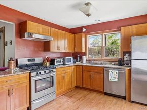 7 Amagansett Drive, Sound Beach NY 11789