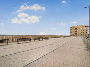 133 Beach 120th Street 3A, Rockaway Park NY 11694