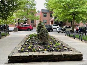 39-65 52nd Street 7E, Woodside NY 11377