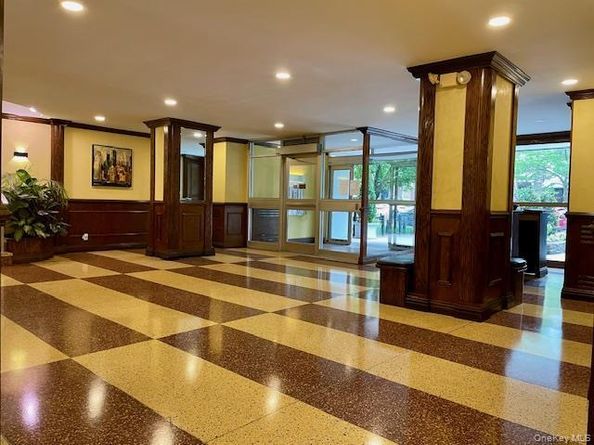 39-65 52nd Street 7E, Woodside NY 11377