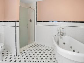 18 Beaver Lane W, Westhampton NY 11977