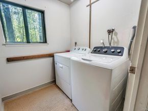 179 Gnarled Hollow Road, East Setauket NY 11733