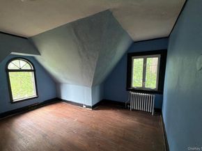 53 Robinson Avenue, Glen Cove NY 11542