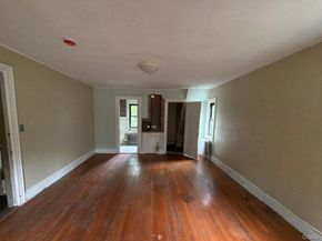 53 Robinson Avenue, Glen Cove NY 11542