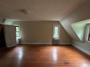53 Robinson Avenue, Glen Cove NY 11542