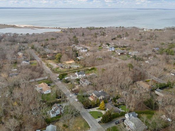 26 Bittersweet Avenue, Hampton Bays NY 11946