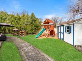 12 Kingswood Circle, Old Bethpage NY 11804