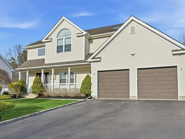 57 Beechwood Drive, Manorville NY 11949