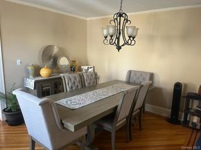 89 Carstairs Road, Valley Stream NY 11581
