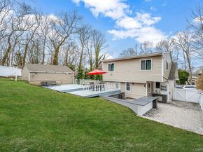 38 Hawthorne Road, Rocky Point NY 11778