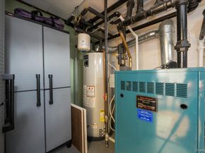 98 Melrose Avenue, Lynbrook NY 11563