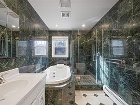 59 Linda Lane W, Riverhead NY 11901