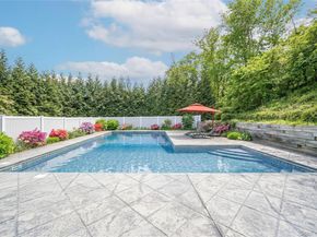 59 Linda Lane W, Riverhead NY 11901
