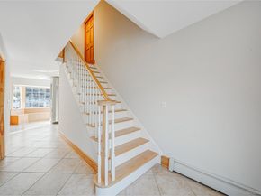 59 Linda Lane W, Riverhead NY 11901