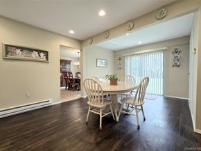 22 Freemont Lane, Coram NY 11727