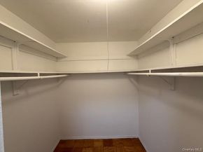 101 Lincoln Avenue 1R, Mineola NY 11501