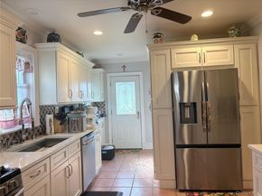 25 Rutland Road, Freeport NY 11520