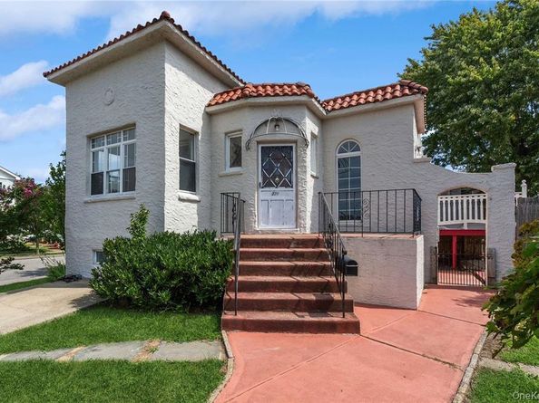 720 Franklin Boulevard, Long Beach NY 11561