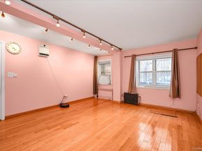 16108 Booth Memorial Avenue, Flushing NY 11365