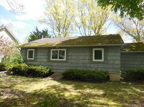 194 Phyllis Drive, Patchogue NY 11772