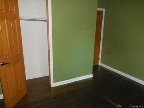 194 Phyllis Drive, Patchogue NY 11772