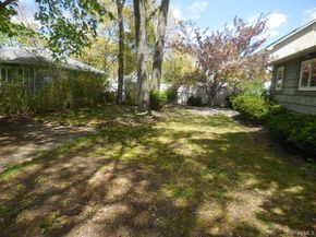 194 Phyllis Drive, Patchogue NY 11772