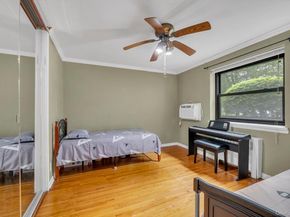 44 Terrace Circle 1D, Great Neck NY 11021