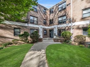 44 Terrace Circle 1D, Great Neck NY 11021