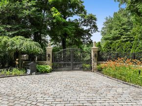 91 Crescent Beach Road, Glen Cove NY 11542