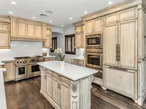 91 Crescent Beach Road, Glen Cove NY 11542