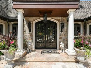 91 Crescent Beach Road, Glen Cove NY 11542